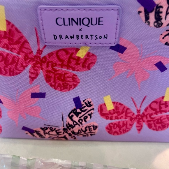 Clinique skincare and makeup samples - Picture 4 of 5